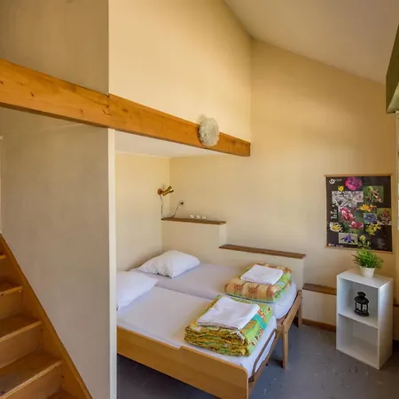 La Tuile Aux Loups Apartment *